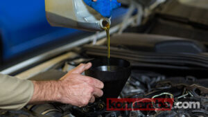 Motor Yağı Nedir? Çeşitleri Nelerdir?